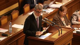 Premiér Andrej Babiš (ANO) ve Sněmovně při projednávání návrhu zákona o státním rozpočtu (4. 12. 2019)