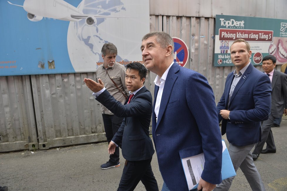 Vicepremiér Andrej Babiš v pražské tržnici SAPA