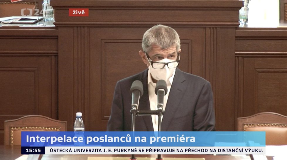 Premiér Andrej Babiš (ANO) během ústních interpelací v Poslanecké sněmovně (17. 9. 2020)