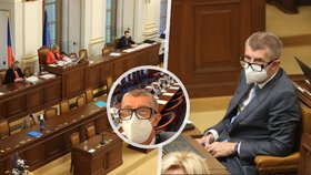 Jednání Sněmovny o pandemickém zákoně: Expremiér Andrej Babiš (ANO) sdílel snímek z prázdných výborů, slíznul za to kritiku (2. 2. 2022)