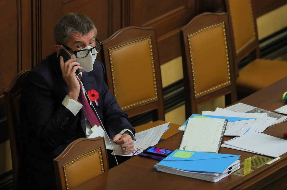 Premiér Andrej Babiš (ANO) při jednání Sněmovny o státním rozpočtu (11. 11. 2020)