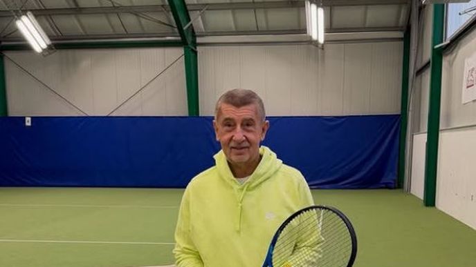 Sportovec Babiš: Více než jeho výkony zaujaly veřenost premiérovy tepláky a špatně nasazené tlumítko Sportovec Babiš: Více než jeho výkony zaujaly veřenost premiérovy tepláky a špatně nasazené tlumítko