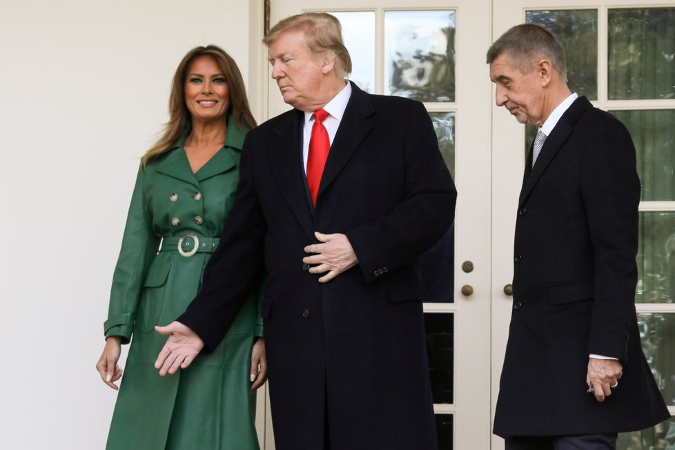 Donald Trump, jeho choť Melania a Andrej Babiš před Bílým domem (7. 3. 2019)
