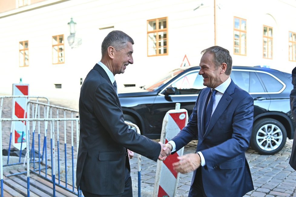 Český premiér Andrej Babiš (ANO) a předseda Evropské rady Donald Tusk v Praze (8. 5. 2019)