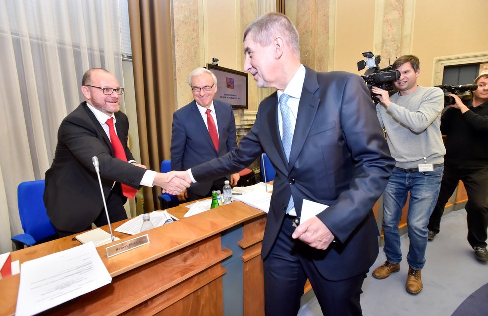 Jednání vlády: Andrej Babiš s ministrem školství Robertem Plagou