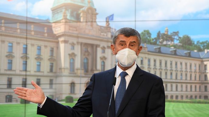 Andrej Babiš (ANO) na tiskové konferenci