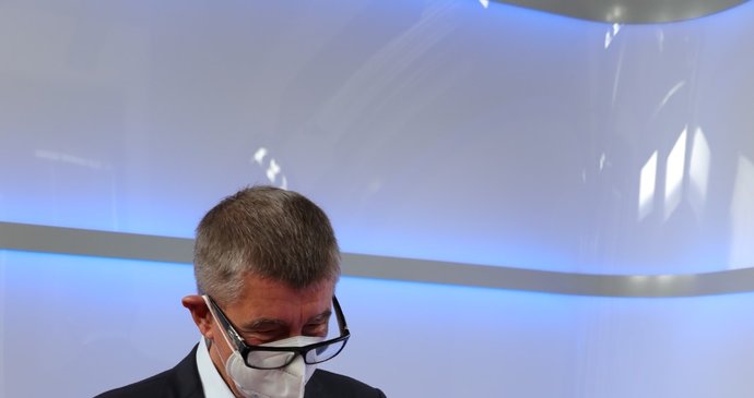 Premiér Andrej Babiš (ANO) v pořadu Ptám se, pane premiére (4. 10. 2020)