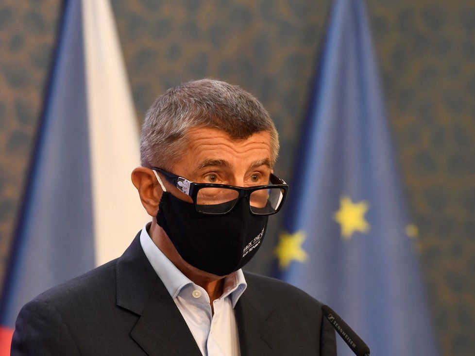 Premiér Andrej Babiš (ANO) na tiskové konferenci po jednání vlády (27. 7. 2020)