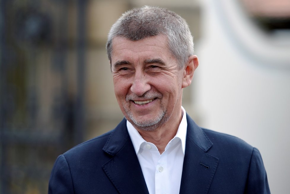 Premiér v demisi Andrej Babiš (ANO) v Lánech u prezidenta (15. 4. 2018)