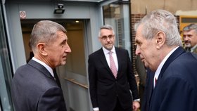 Premiér Andrej Babiš (ANO) a prezident Miloš Zeman na Velitelském shromáždění v Praze (20. 11. 2019)