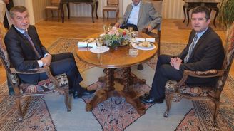 Komentář Jany Havligerové: Hamáček a Babiš ve vlastní šťávě Komentář Jany Havligerové: Hamáček a Babiš ve vlastní šťávě