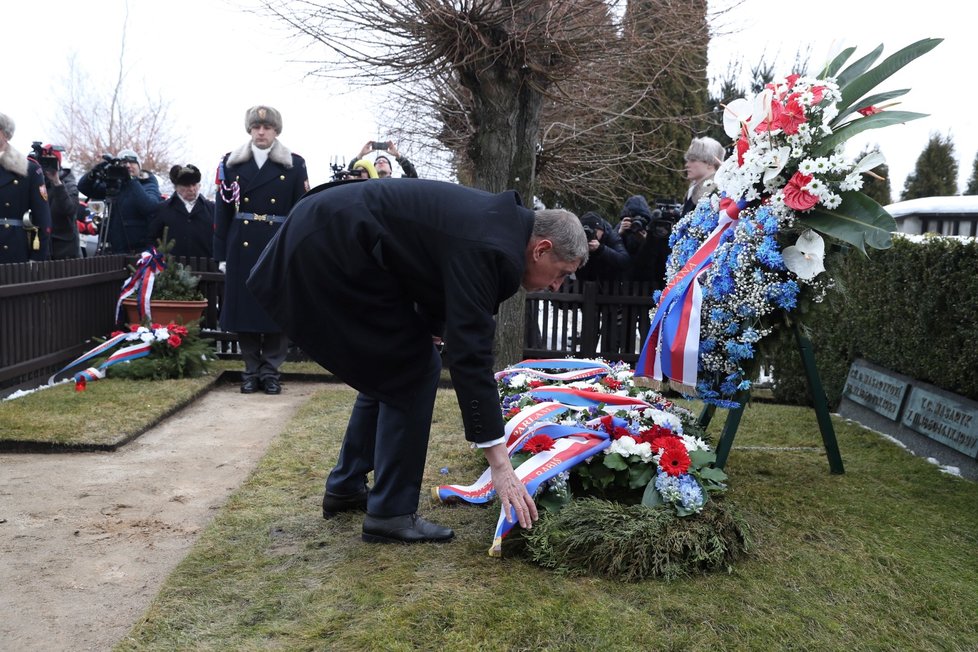 Andrej Babiš u Masarykova hrobu