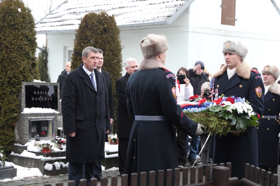 Andrej Babiš u Masarykova hrobu