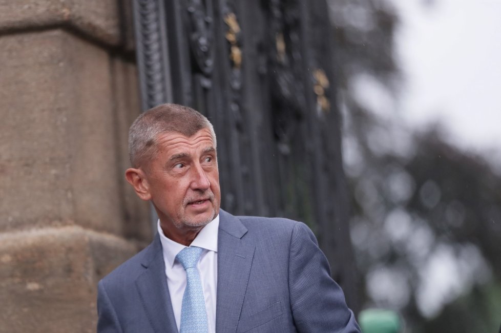 Premiér Andrej Babiš (ANO) po schůzce s prezidentem Milošem Zemanem v Lánech (20. 8. 2019)