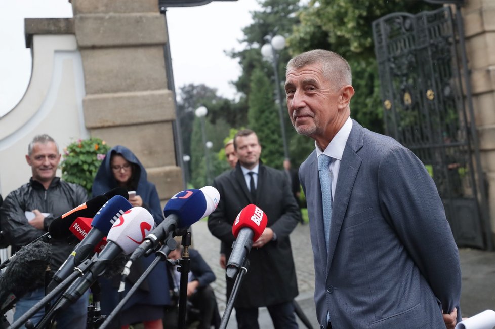 Premiér Andrej Babiš (ANO) po schůzce s prezidentem Milošem Zemanem v Lánech (20. 8. 2019)