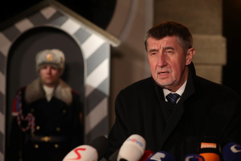 Premiér Andrej Babiš po večeři s prezidentem Milošem Zemanem v úterý 20. 3. 2018 oznámil, že prezident nebude zasahovat do složení jeho druhé vlády