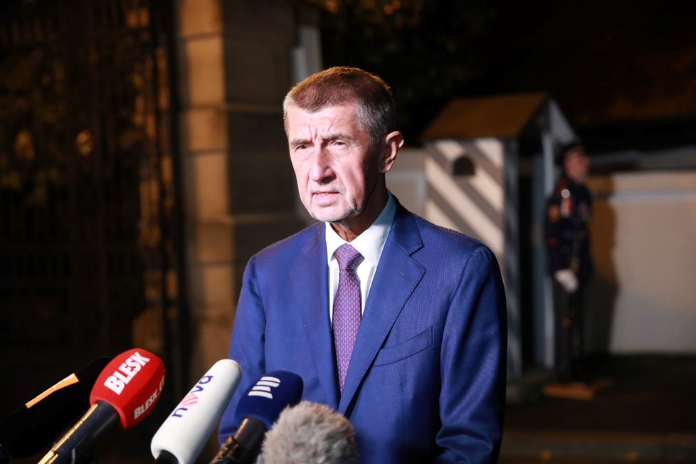 Premiér Andrej Babiš hovoří s novináři po setkání s prezidentem Milošem Zemanem.