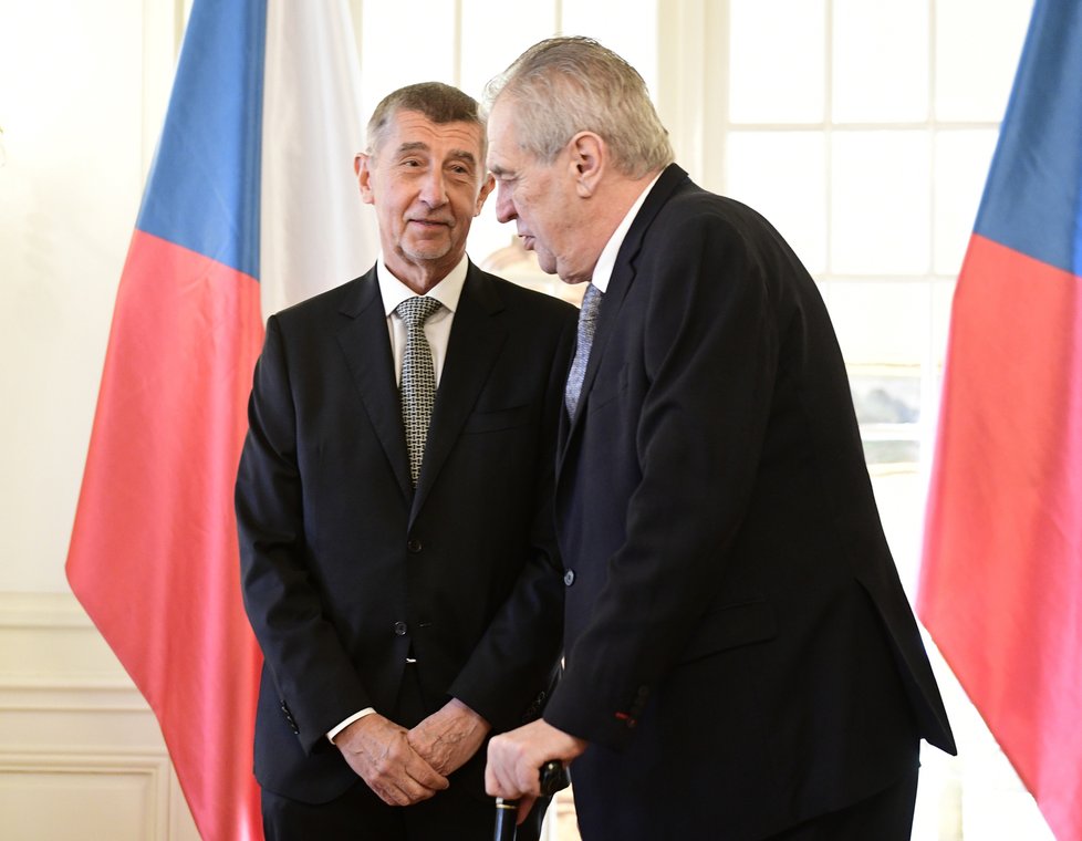 Premiér Andrej Babiš (ANO, vlevo) a prezident Miloš Zeman v Lánech