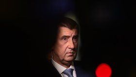 Andrej Babiš zažíval na středeční tiskové konferenci těžké chvíle.