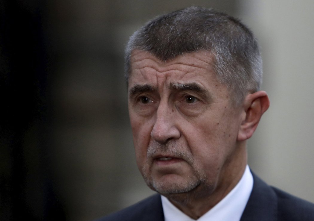 Současný premiér Babiš prodal vůz Feninovi