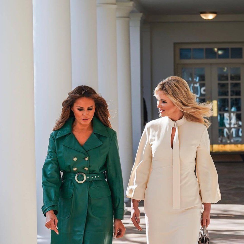 Monika Babišová a Melania Trumpová na prohlídce v Bílém domě