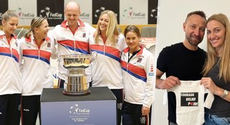 Šampionky, které mají dohromady 16 fedcupových titulů, vyhlížejí zlatíčka: Tenisový Babyboom Šampionky, které mají dohromady 16 fedcupových titulů, vyhlížejí zlatíčka: Tenisový Babyboom