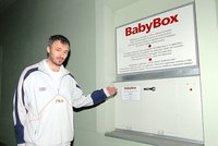 V kladenském babyboxu našli holčičku