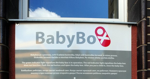 Do babyboxů už bylo v ČR odloženo 57 dětí