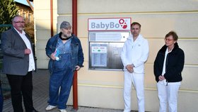 Babybox nové generace byl i za účasti "otce babyboxů" Ludvíka Hesse v Opavě otevřen v roce 2019.