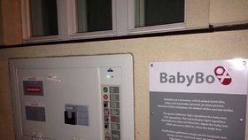 Dítě odložili do babyboxu v Praze 6.