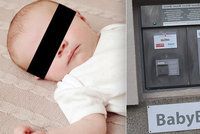 Do babyboxu v Kolíně před půlnocí odložili čerstvé novorozeně: Vojtíškovi dali jen žlutou deku