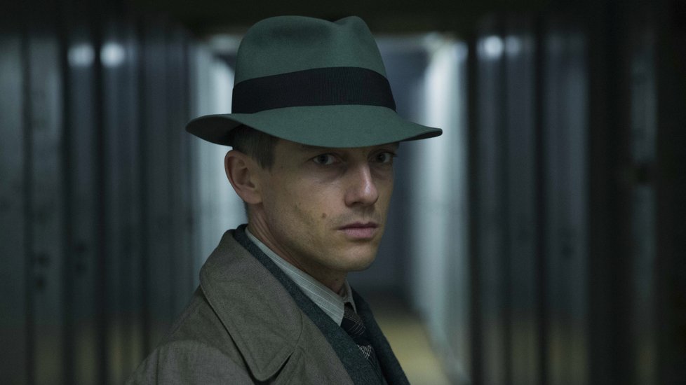 Morálně zkažený Babylon Berlin: Nejdražší německý seriál přichází na české obrazovky 19. ledna 2019.