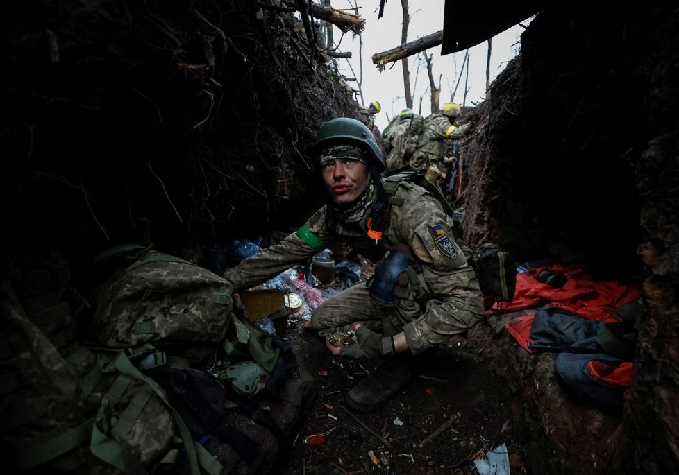 Ukrajinští vojáci zaznamenávají úspěchy v okupovaném Bachmutu (13. 5. 2023)