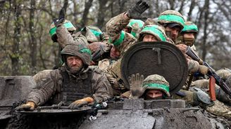 Ukrajinská protiofenzíva nebude znamenat konec bojů, Rusko má zdroje válčit ještě dlouho, říká Mikulecký