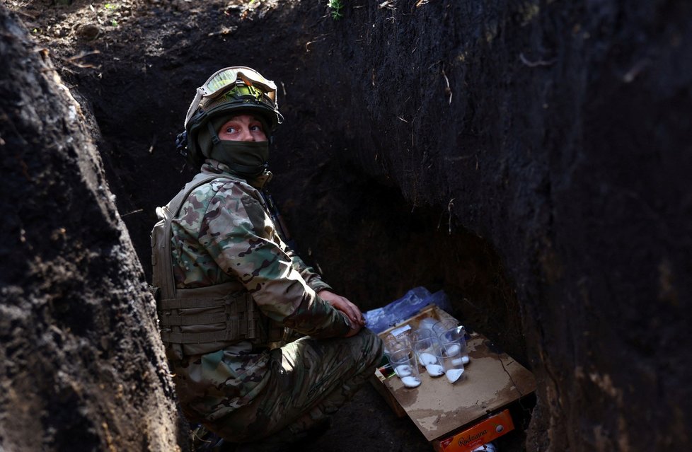 Ukrajinští vojáci slaví Velikonoce na frontových pozicích u Bachmutu