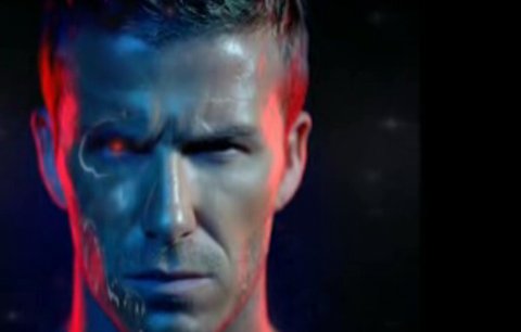Fotbalový bůh David Beckham - nyní jako Terminátor