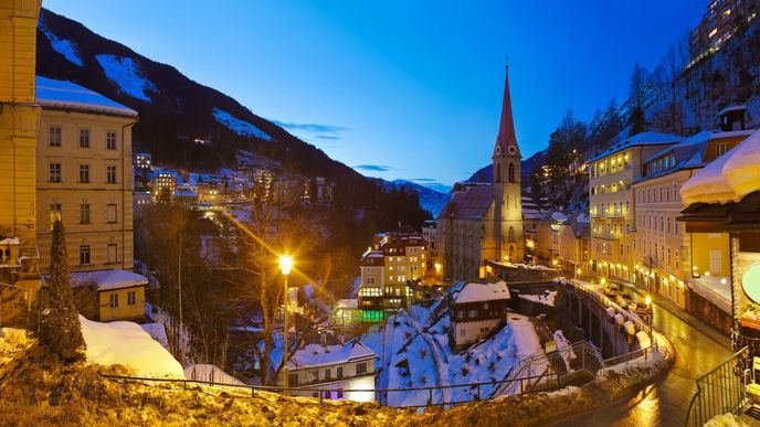 Na české ubytovny, apartmány a hotely narazíte v Alpách takřka všude, včetně takových vyhlášených středisek jakým je třeba Bad Gastein. Na české ubytovny, apartmány a hotely narazíte v Alpách takřka všude, včetně takových vyhlášených středisek jakým je třeba Bad Gastein.