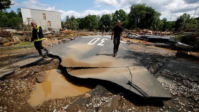 Povodněmi zasažené město Bad Neuenahr-Ahrweiler nedaleko Bonnu