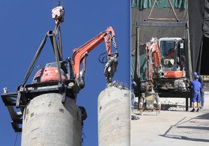 Hydraulické kleště drolí postupně stěny komínu. Díky tomu nemusí být při demolici použita pyrotechnika.