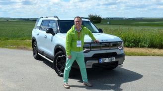 Za volantem Baic BJ30 Hybrid AWD: Takový trochu čínský freelander Za volantem Baic BJ30 Hybrid AWD: Takový trochu čínský freelander