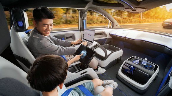 Čínské Baidu Apollo RT6 je nový minivan s možností odstranit volant