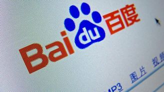 Zisk čínského vyhledávače Baidu kvůli investicím klesl