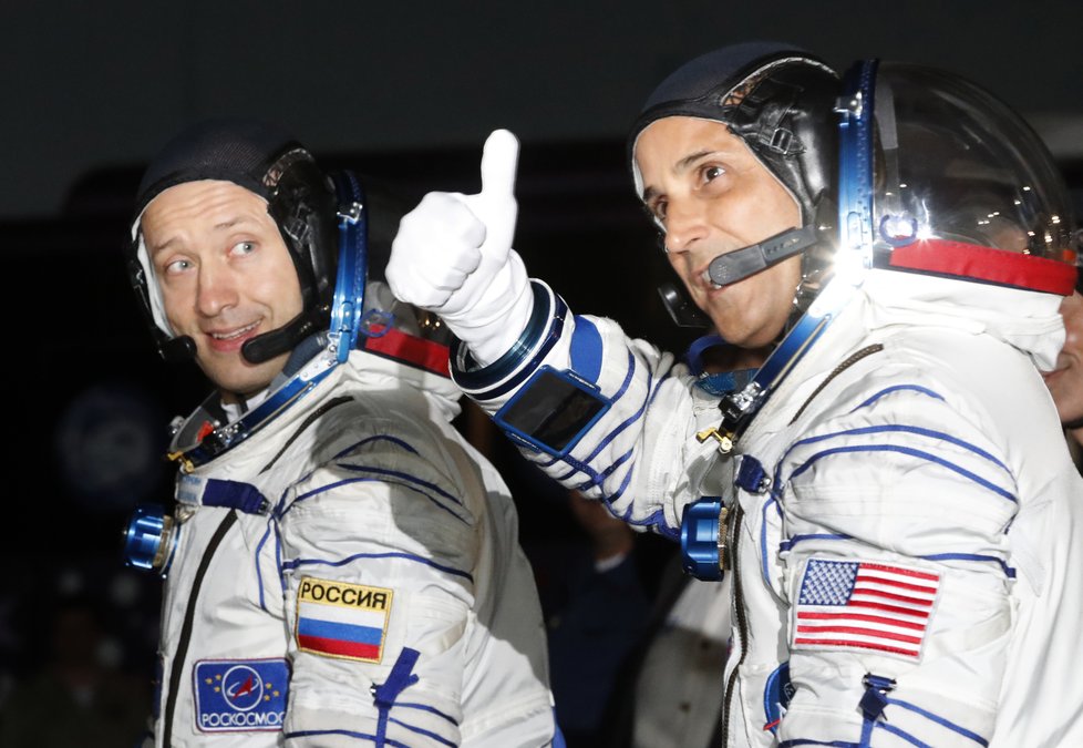 Ruský kosmonaut Alexandr Misurkin a američtí astronauti Mark Vande Hei a Joseph Acabá odstartovali v Sojuzu MS-06 k ISS.
