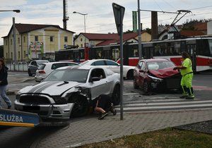U zastávky Balabenka se srazila dvě auta.
