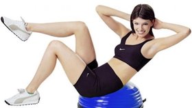 Balanční cvičení je moderní metoda aerobního procvičování celého těla. Jeho účinnost prokazují i nové oblíbené cvičební metody jako Zumba nebo Bosu