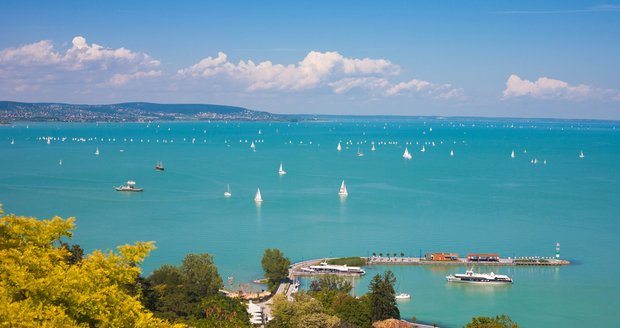 Super dovolená za pár korun? Balaton nadchne rodiny, mladé i seniory!