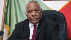 Prezident Vanuatu –  Baldwin Lonsdale náhle zemřel. Ve své zemi byl velmi respektovaný a uznávaný.