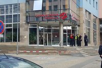 Podezřelý kufřík v pražském Dopravním podniku: Svítila z něj dioda