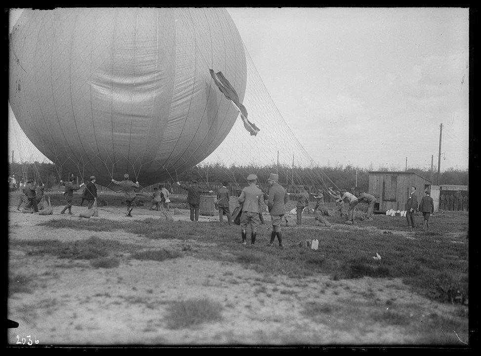Zlatá éra balonů skončila před stoletím.