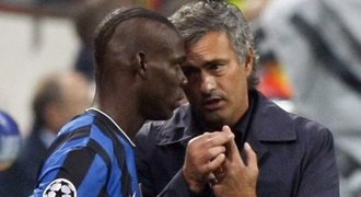 Hádka v Interu! Mourinho vyřadil Balotelliho